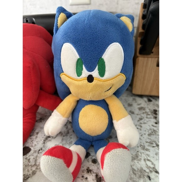 Knuckles the Echidna and Sonic the Hedgehog 10 inch Plush SEGA - Picture 3 of 12